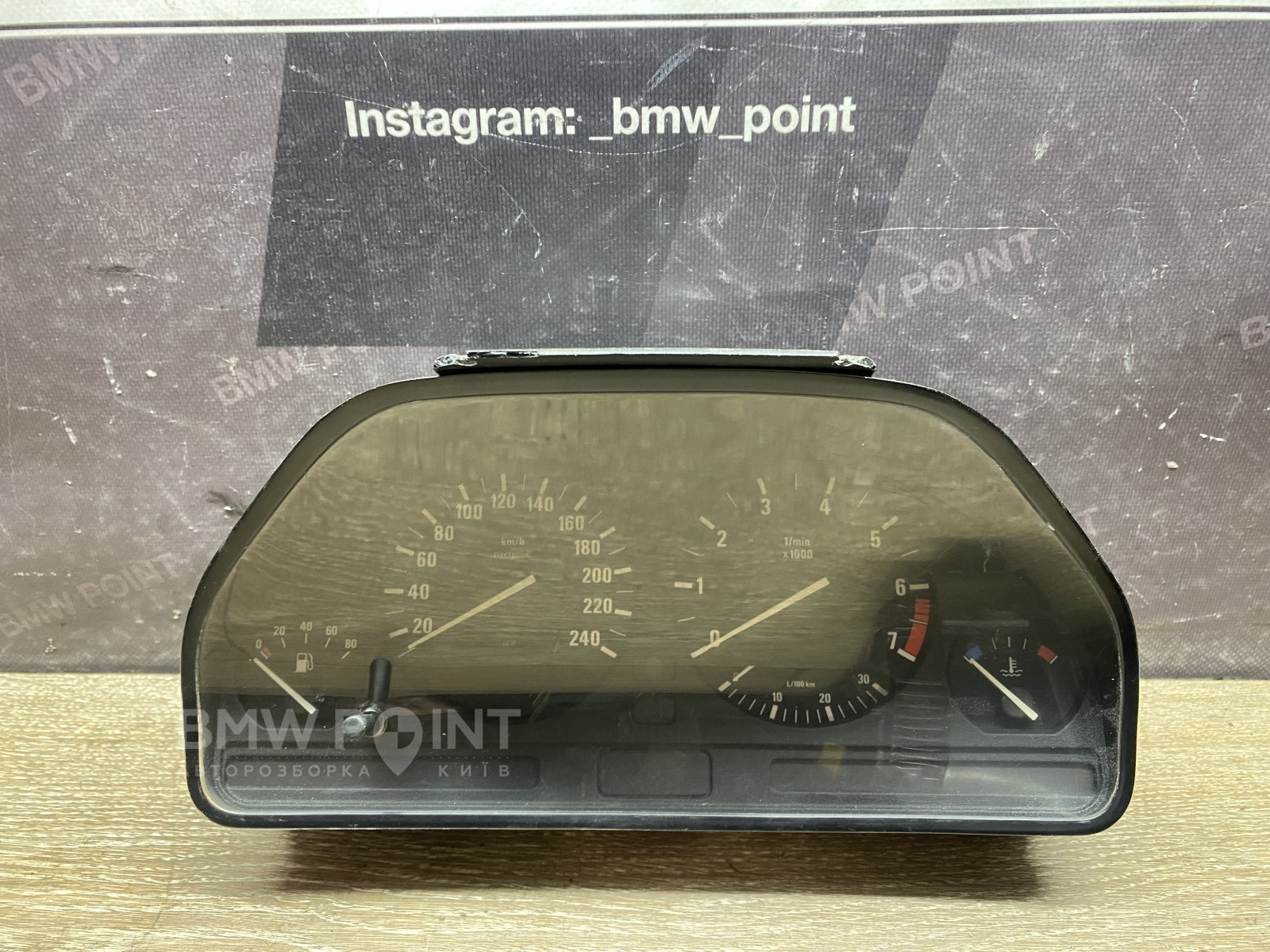 Панель приладів BMW E34 дизель Motometer 